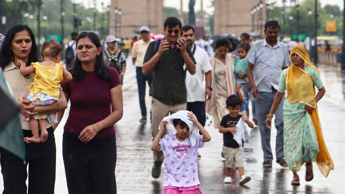 Yellow Alert For Delhi-NCR As Monsoon Nears; IMD Forecasts Rain, Thunderstorms To Bring Relief From Scorching Heat