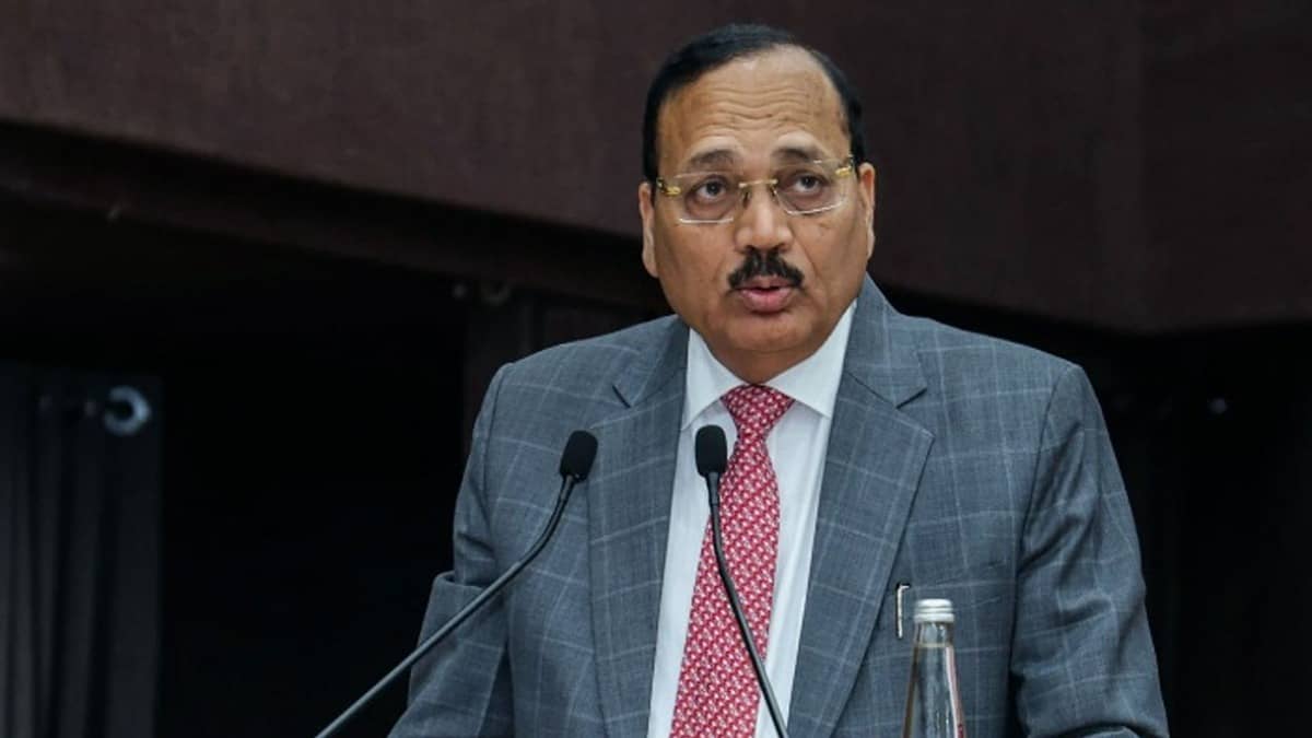 CJI Surya Kant Slams BCI Over NALSAR Protest Row, Directs No Punitive Action Against Students