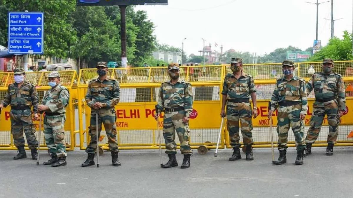 Security Tightened Across Delhi-NCR Ahead Of 80th Independence Day At Red Fort Amid Bomb Threats
