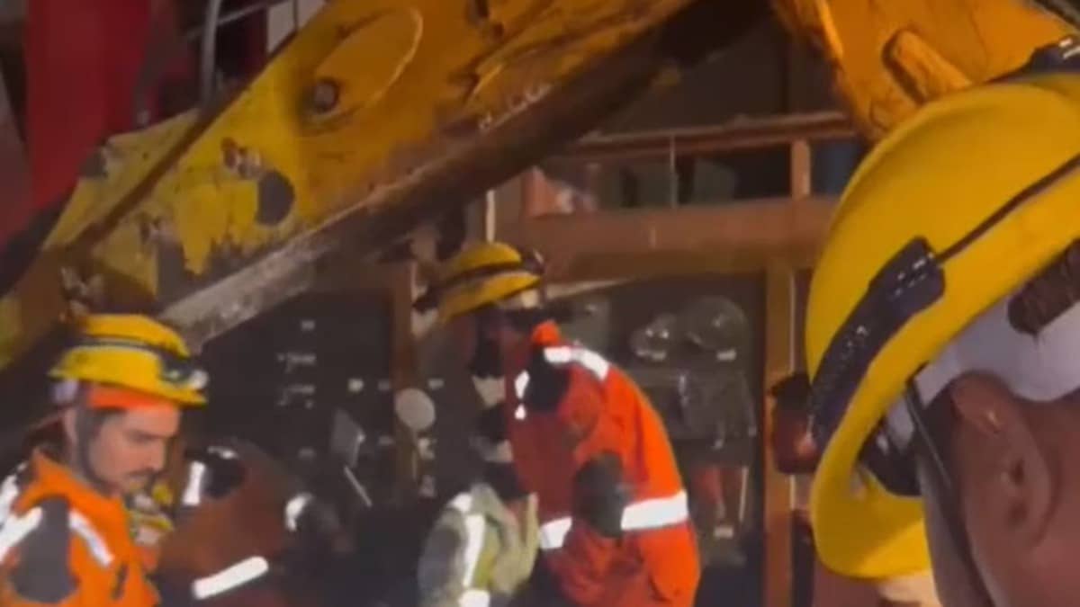 Ghaziabad Hardware Shop Roof Collapses In Loni, 1 Killed, 2 Injured