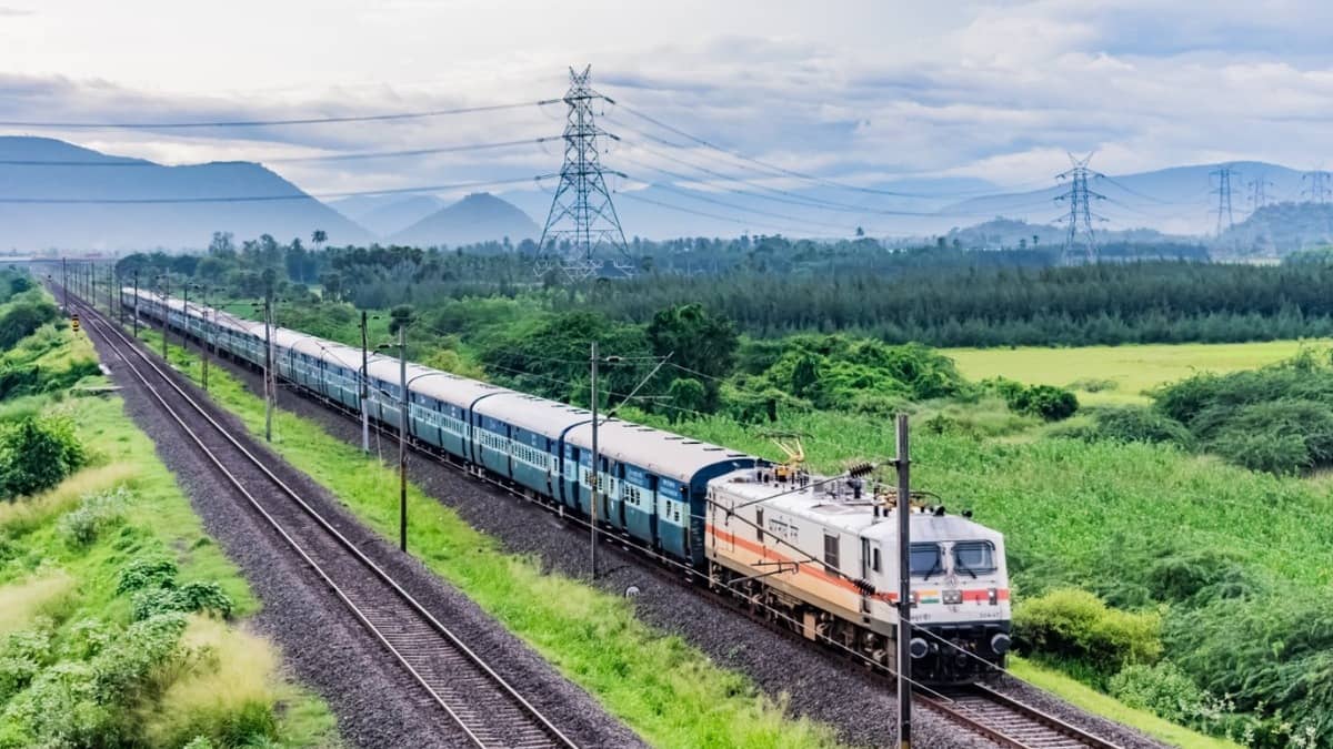 Gwalior-Chambal Region Gets New Rail Connectivity with Kailaras-Birpur Section
