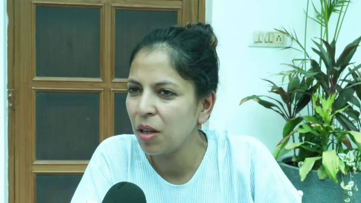 ‘His Head Touched the Ceiling’: Daughter of Injured Passenger Shares Terrifying Details of Incident on Air India Flight