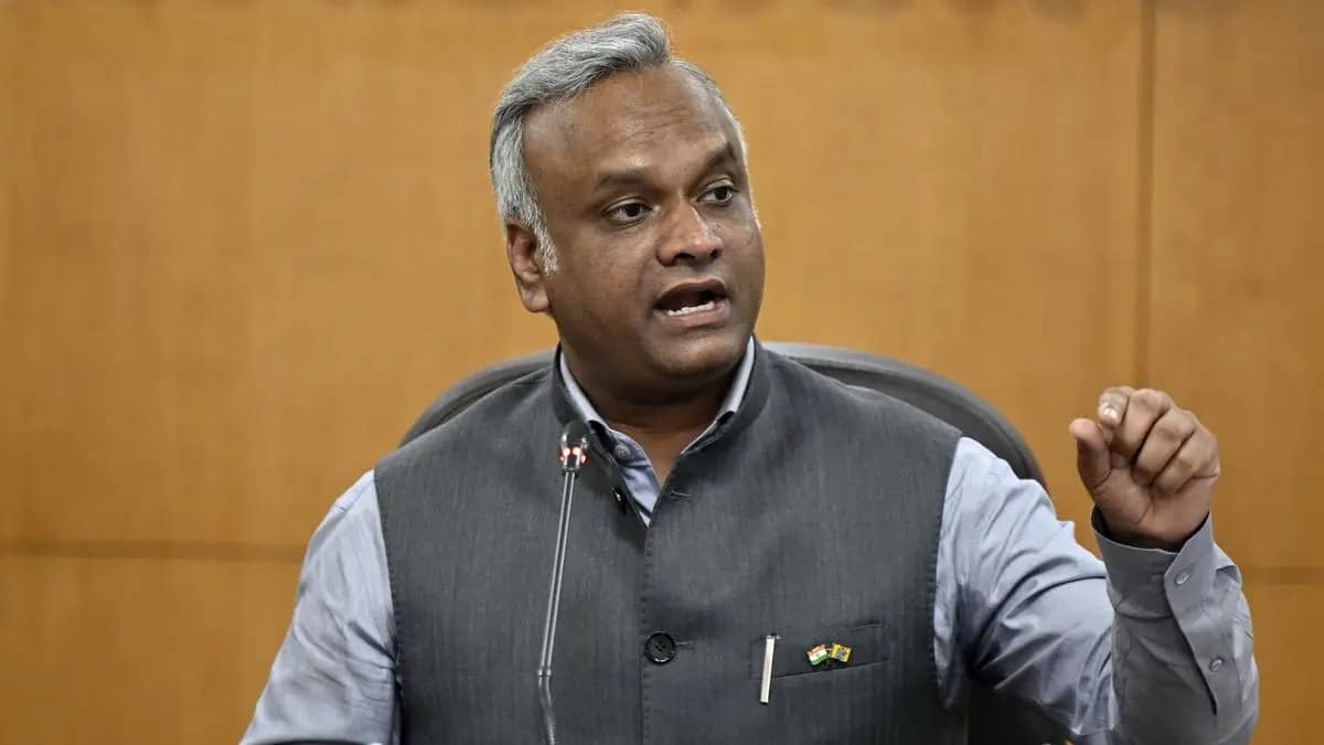 Karnataka Cabinet Clears Public Property Bill to Regulate Public Spaces Amid Escalating RSS-Congress Row