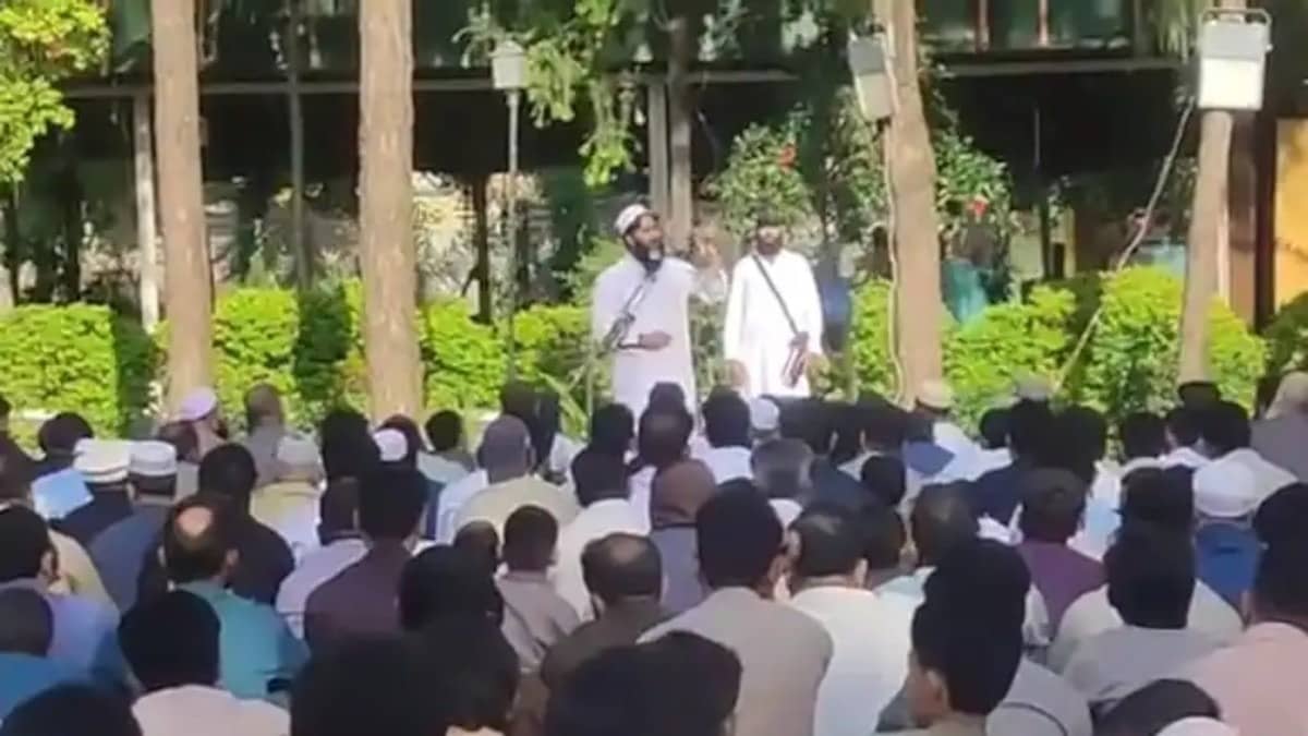Lashkar Terrorist Claims 30 Operatives Were Killed by ‘Unknown Men’ Inside Pakistan in Viral Video