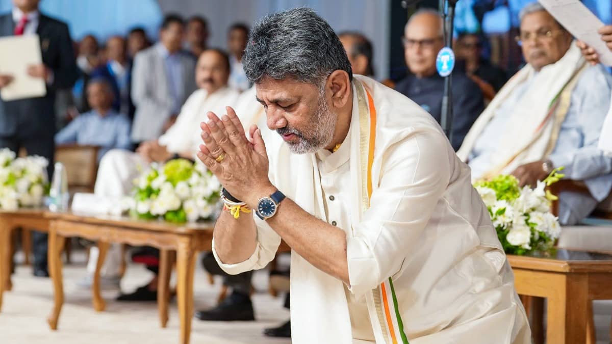 Karnataka Cabinet Expansion: 12 New Faces Inducted, Several Senior Congress Leaders Left Out