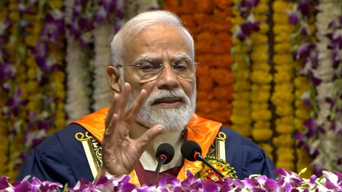 ‘Don’t Forget Teachers, Support Staff but Thank Them’: PM Modi’s Message to Students Graduating from IIT Delhi