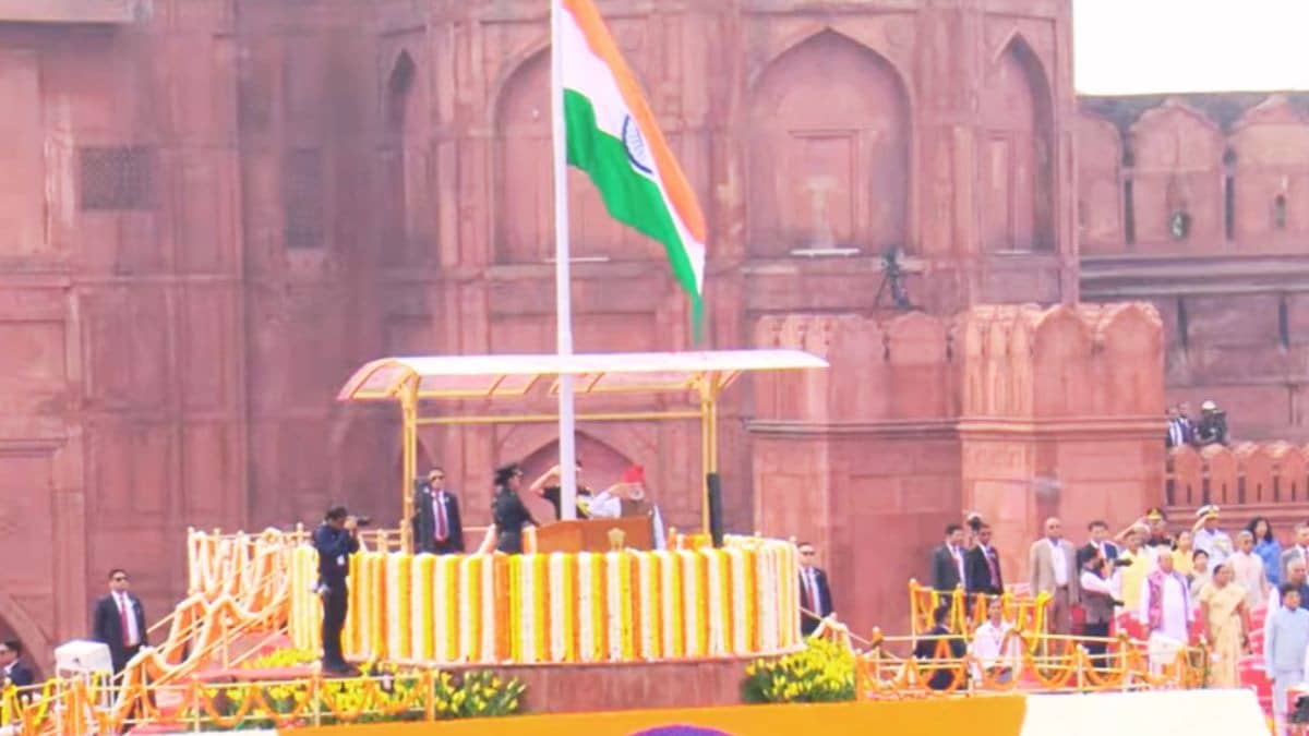 At Red Fort, PM Modi Sets Target of 100 GW Nuclear Power, 5 New Reactors