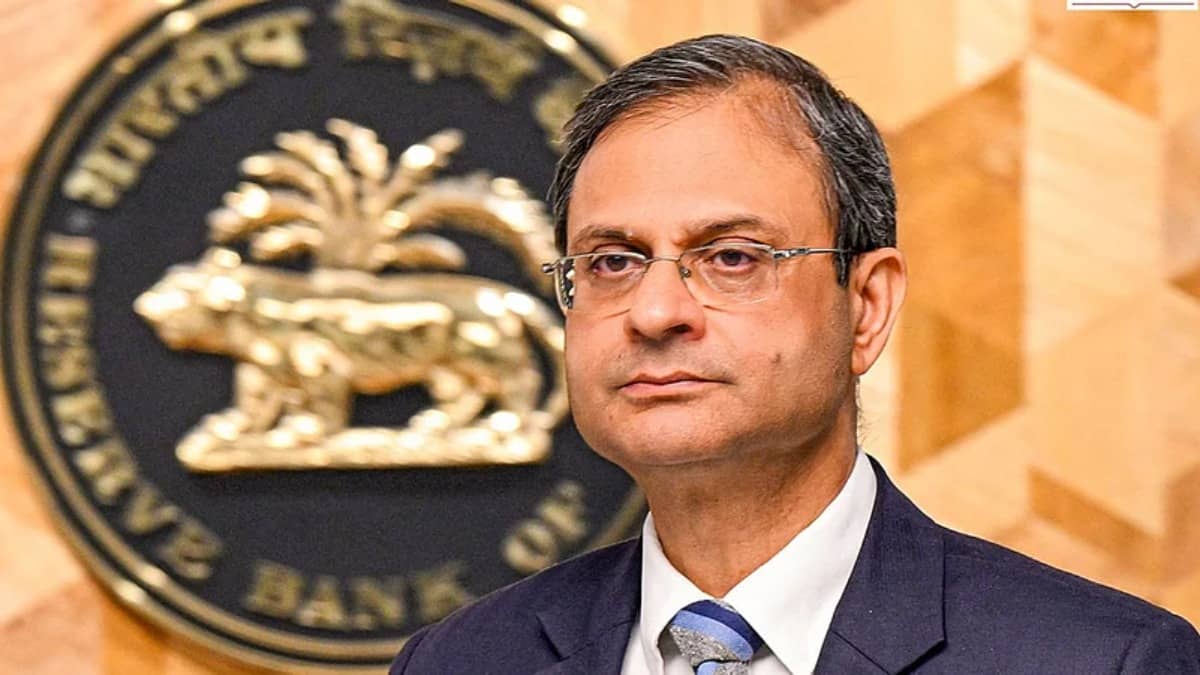 RBI Keeps Repo Rate Unchanged at 5.25 pc, Lowers FY27 Inflation Forecast to 5 pc; Flags Monsoon, Geopolitical Risks