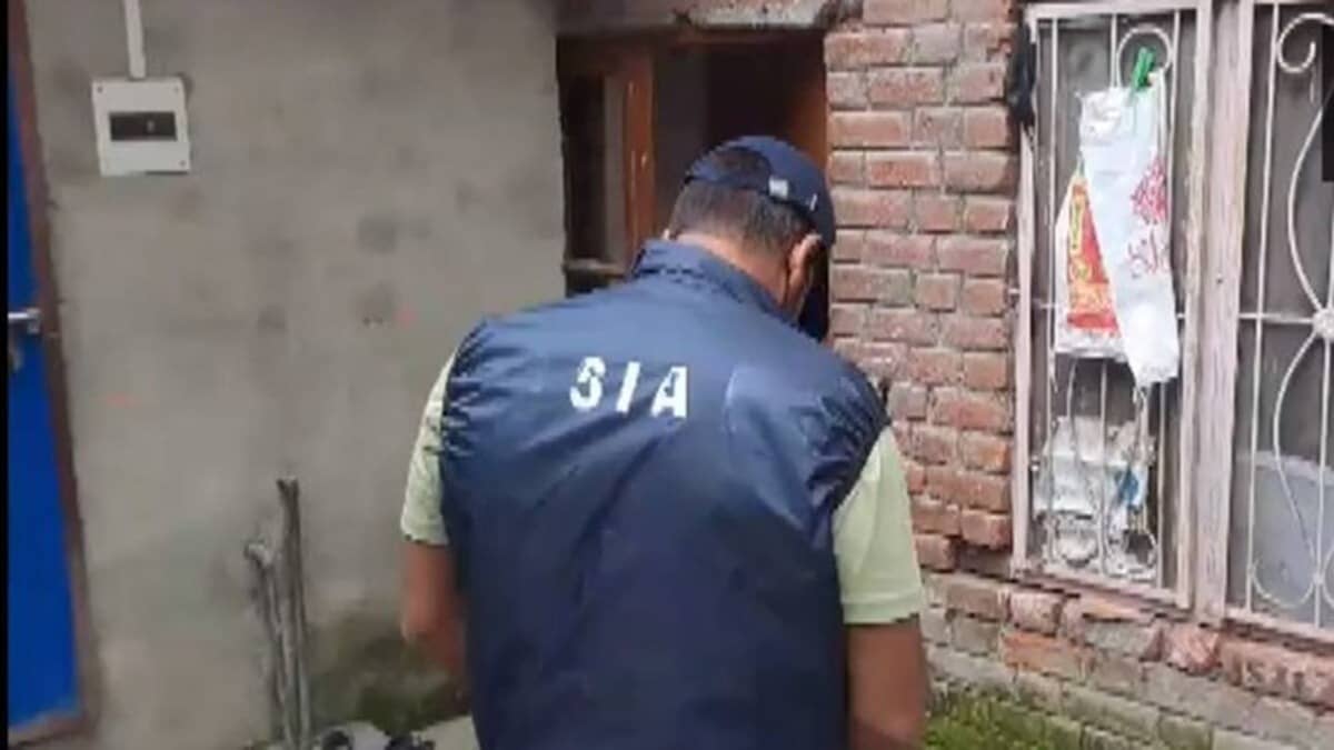 SIA Kashmir Arrests Absconding Operative After 4 Years, Exposing Cross‑LoC Narcotics Trafficking And Terror Financing Network
