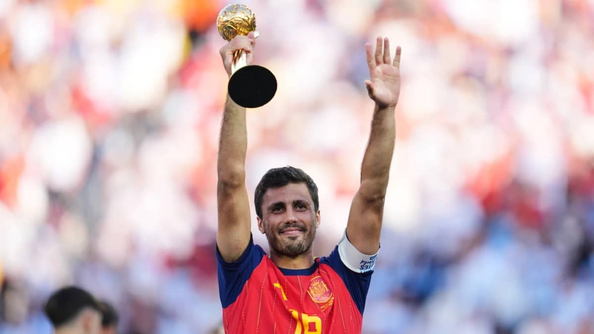 Will Rodri Leave Manchester City For FC Barcelona? Enzo Maresca Offers Crucial Update